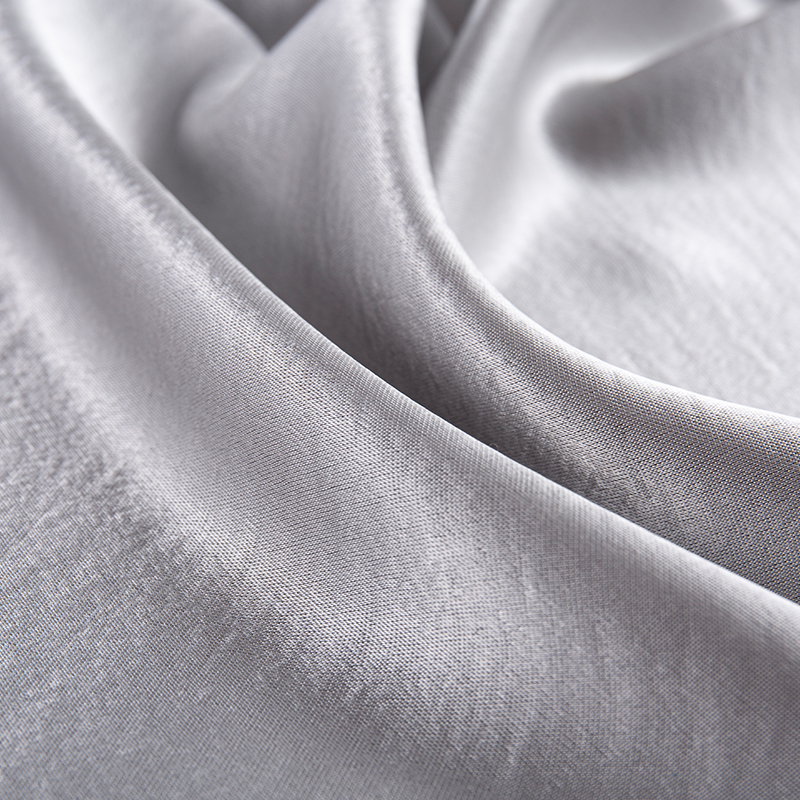 Vải Satin mạ vàng