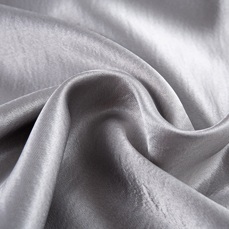 Vải Satin mạ vàng